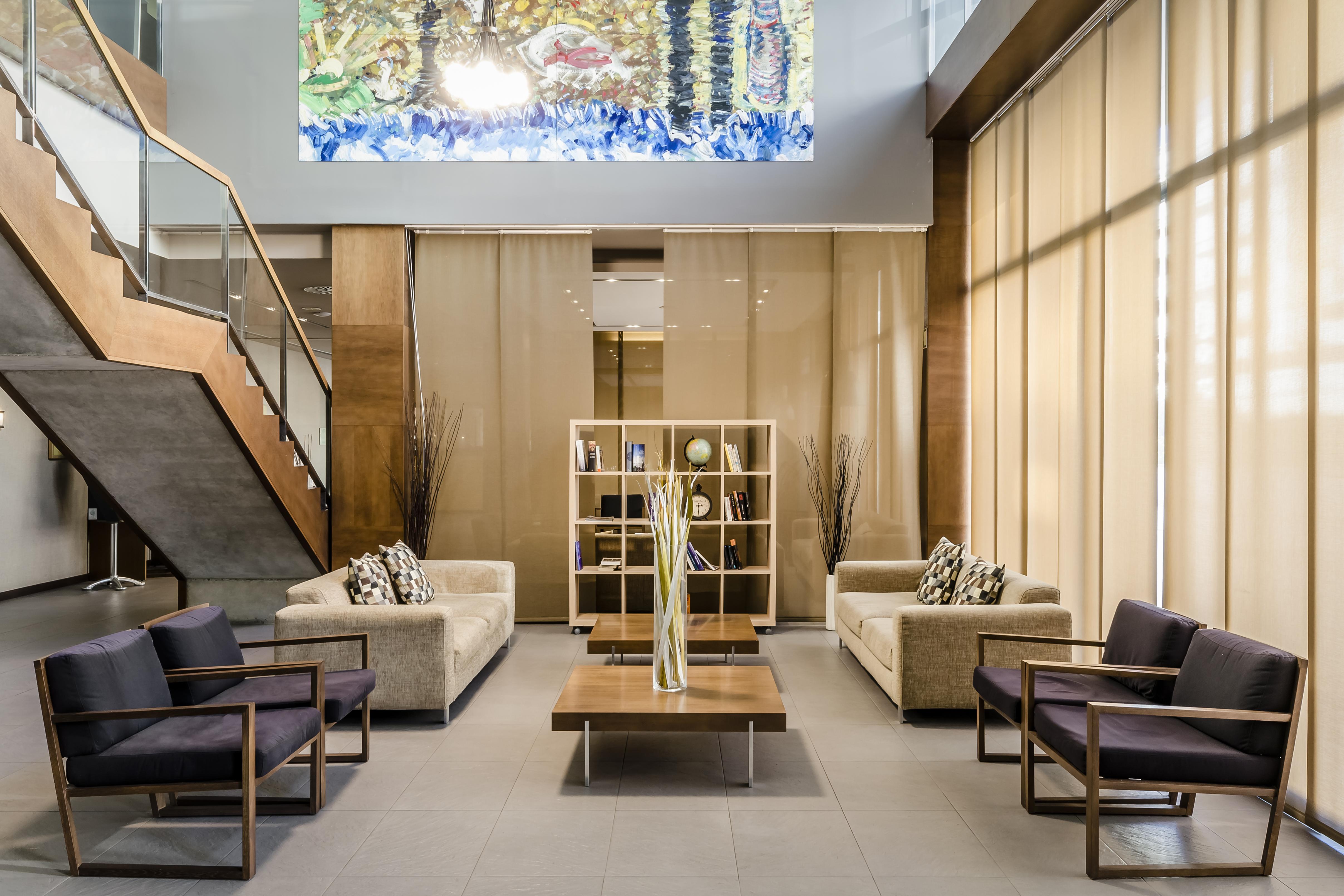 Hotel Exe Barcelona Gate Sant Joan Despí Екстериор снимка