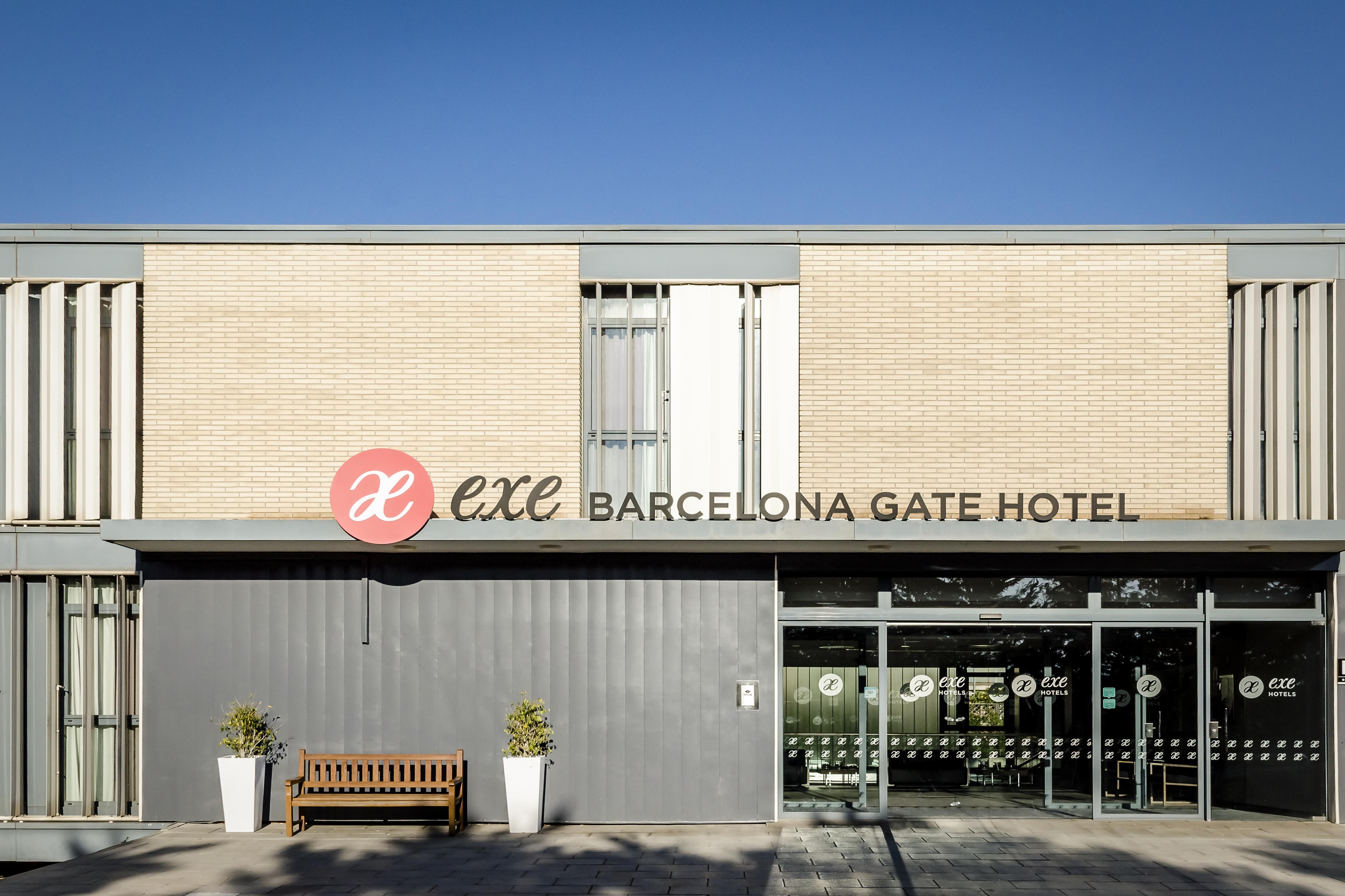 Hotel Exe Barcelona Gate Sant Joan Despí Екстериор снимка