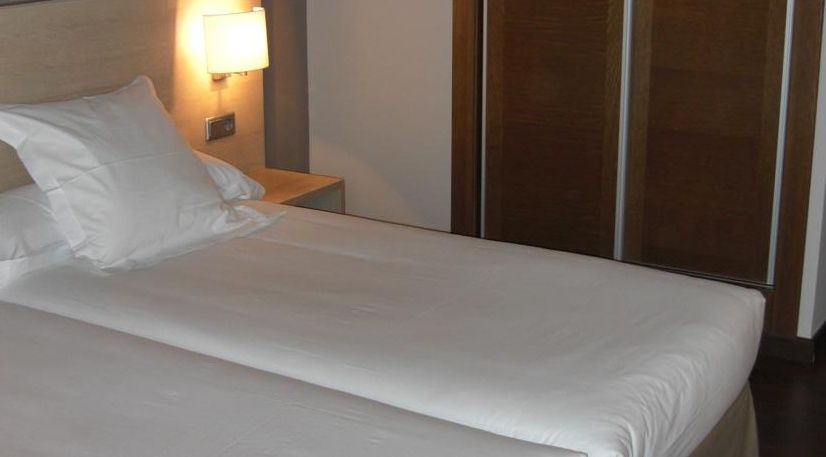 Hotel Exe Barcelona Gate Sant Joan Despí Екстериор снимка