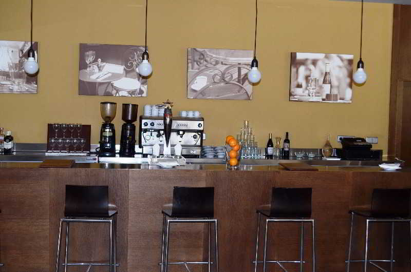 Hotel Exe Barcelona Gate Sant Joan Despí Екстериор снимка